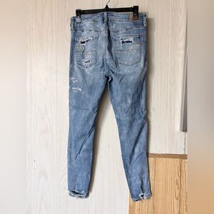 American Eagle Hi Rise Distressed Jegging